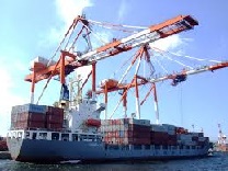 物流用語 ガントリークレーン